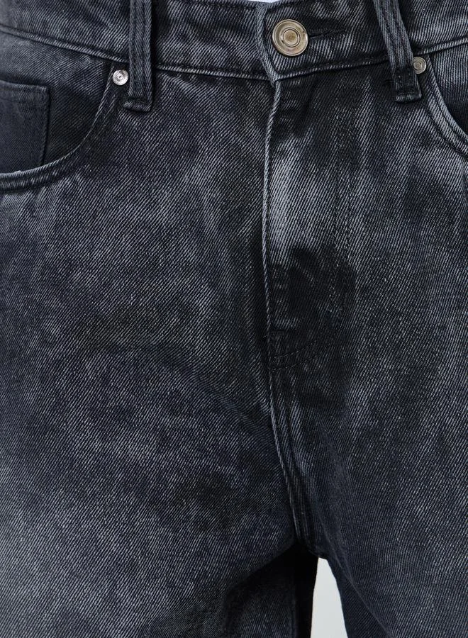 ستايلي جينز باجي بغسيل داكن للرجال